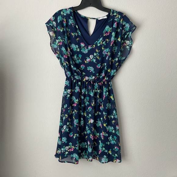 LUSH Navy Floral Dress - Picture 2 of 8